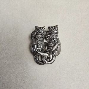Elegant Silver Cat Brooch